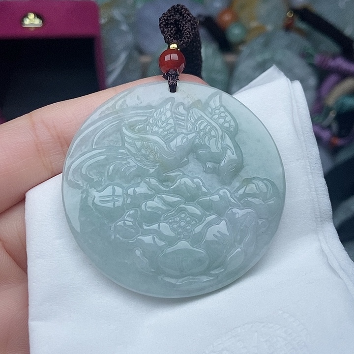 翡翠未镶嵌颈饰翡翠