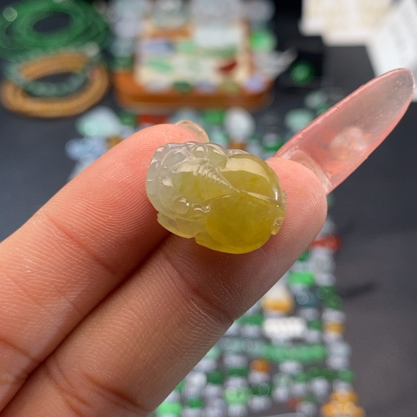 【闪购商品】翡翠挂件未镶嵌貔貅