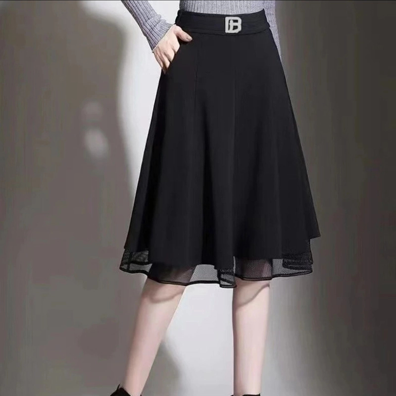 2025大码新款显瘦时尚百搭方扣蕾丝边半身裙洋气时尚款夏季宽松