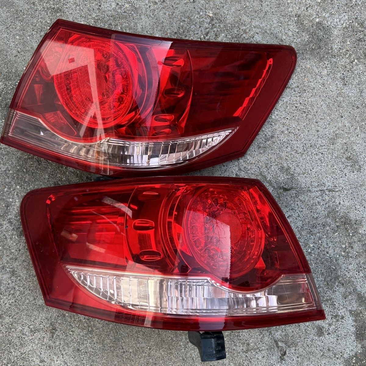 06-08款丰田凯美瑞后尾灯后大灯刹车灯倒车灯原厂拆车件