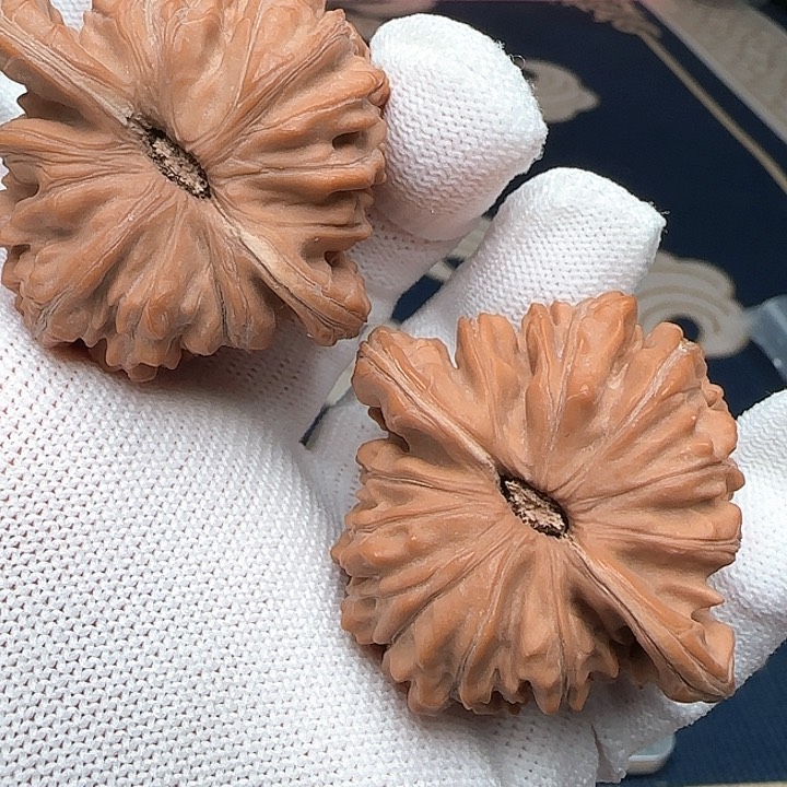 文玩核桃吊坠全品四座楼46尺