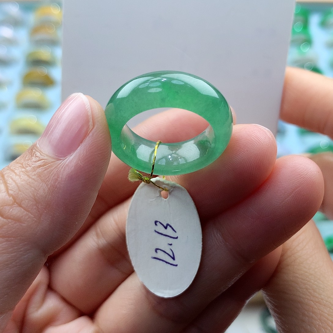 翡翠戒指未镶嵌1213圈