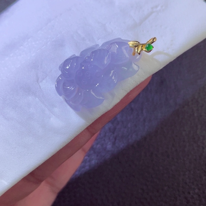 翡翠18K金镶嵌颈饰翡翠