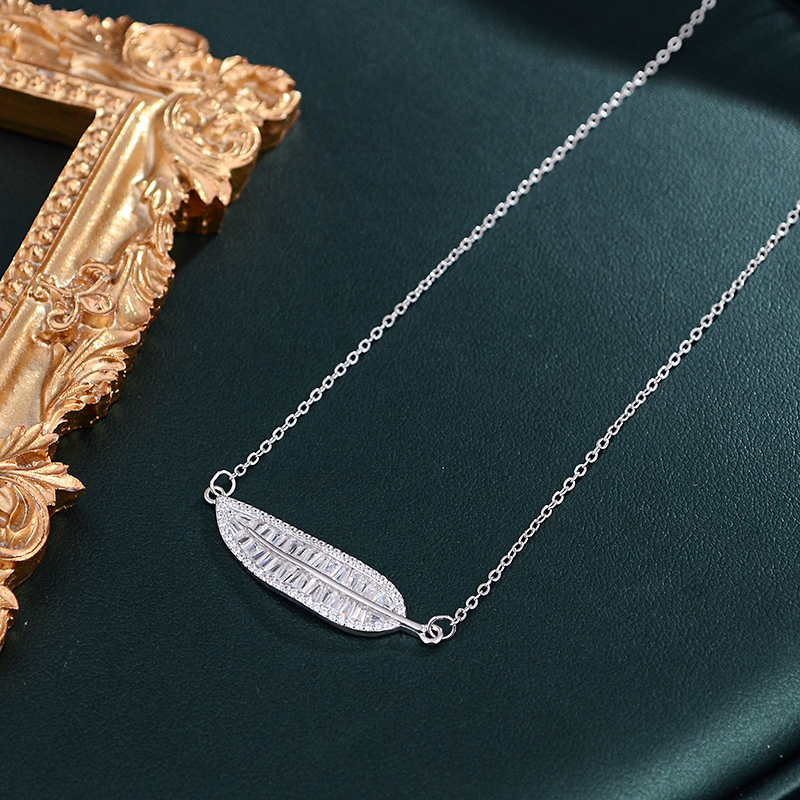 坠链均925银 【一叶扁舟】精工设计满钻芭蕉叶银套链--ZY40168