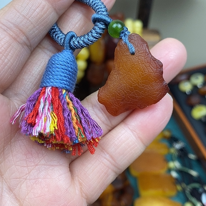 蜜蜡未镶嵌裸石钥匙扣