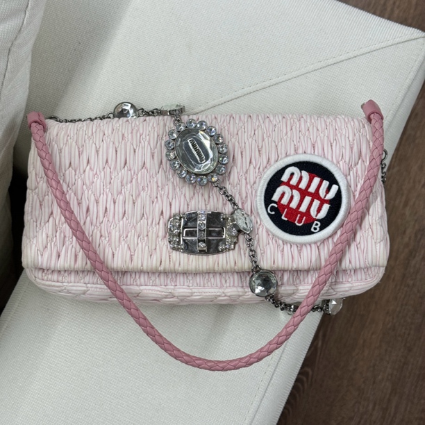 95新 MIU MIU/缪缪 chillvTg /褶皱条纹包