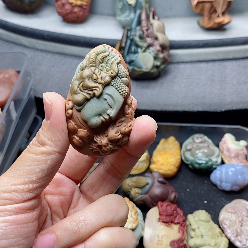 【闪购商品】定制石英质玉吊坠未镶嵌