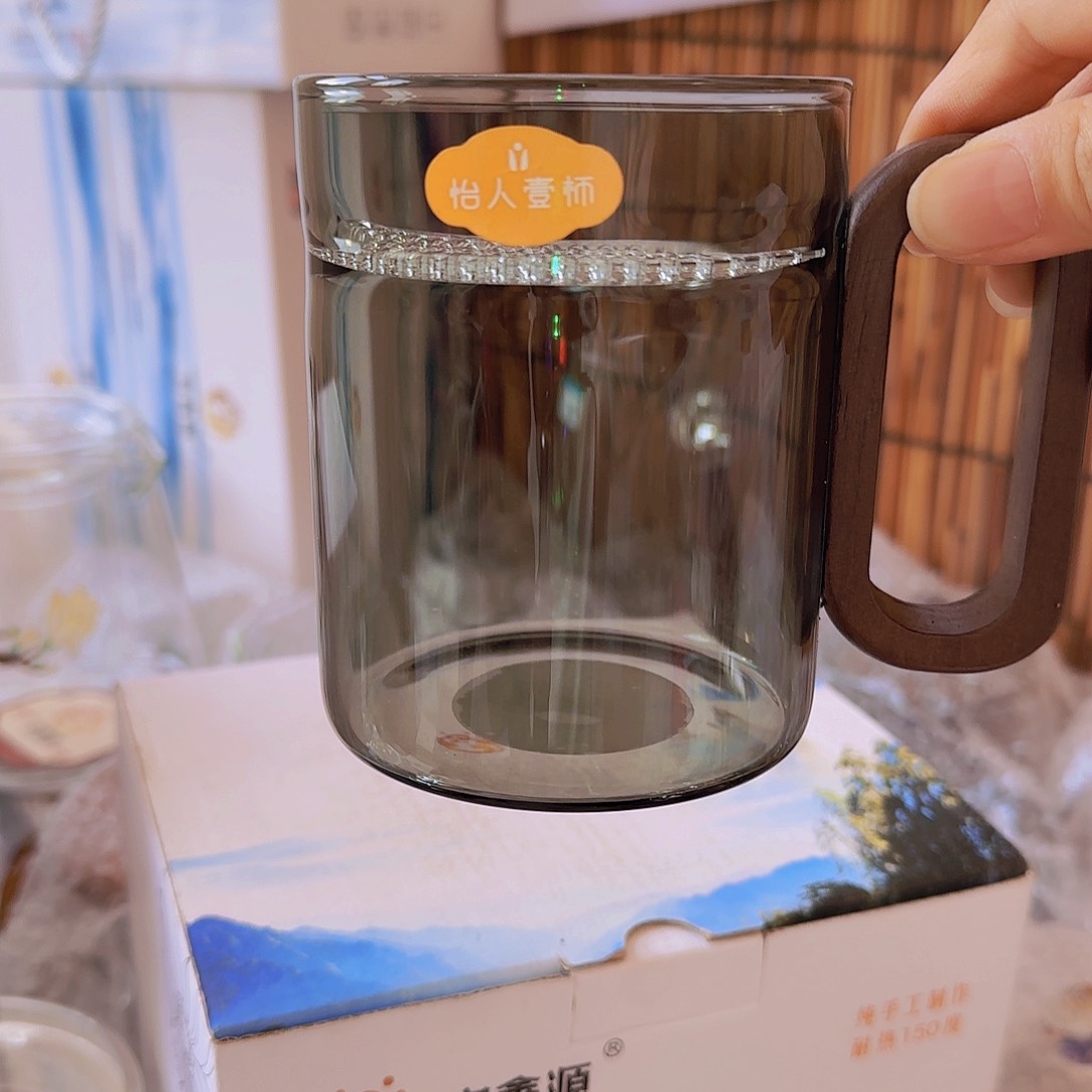 高硼硅玻璃茶水分离款定制木把月牙杯