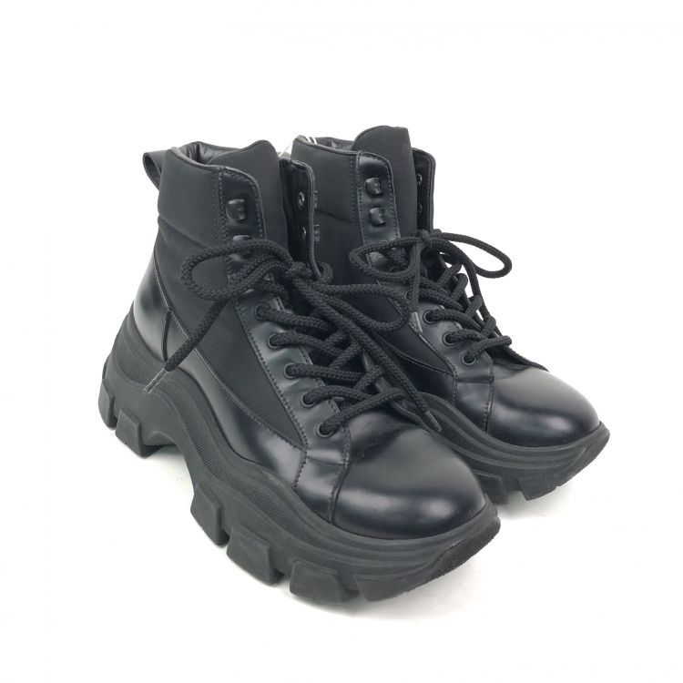 普拉达/厚底鞋/95新/无/[251212ZC0001]