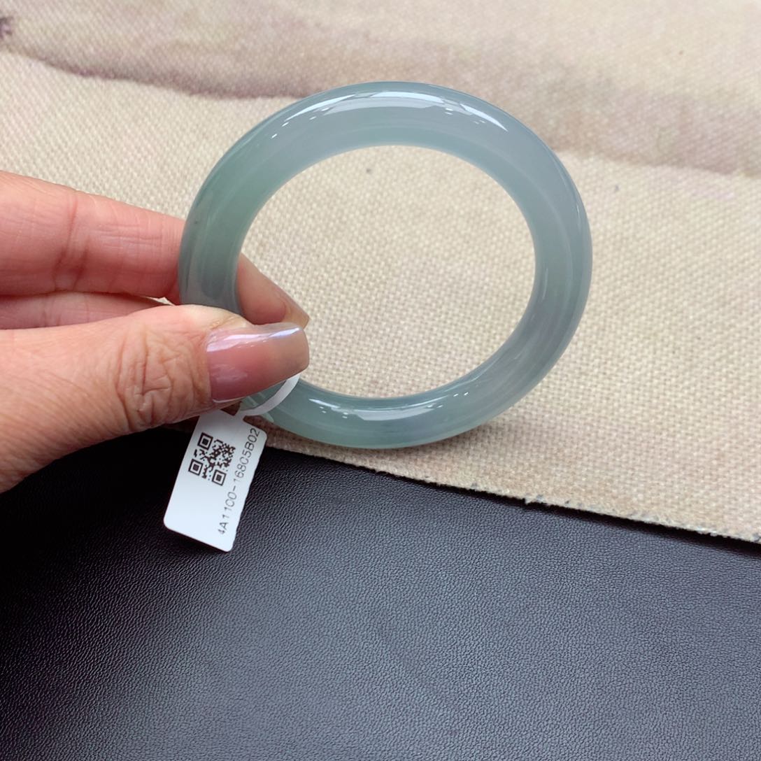 翡翠手镯未镶嵌缅甸翡翠手镯