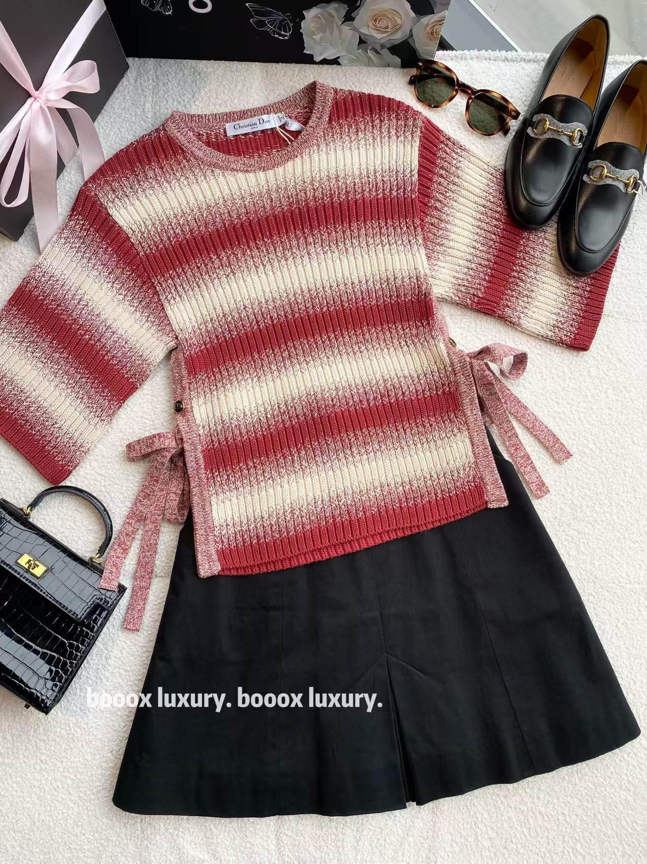 未使用 DIOR/迪奥 cc1179 棉 cd扣短袖针织上衣 36码 吊牌