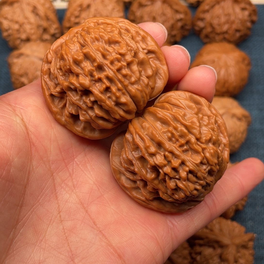 文玩核桃把件43全品密纹汉高楼