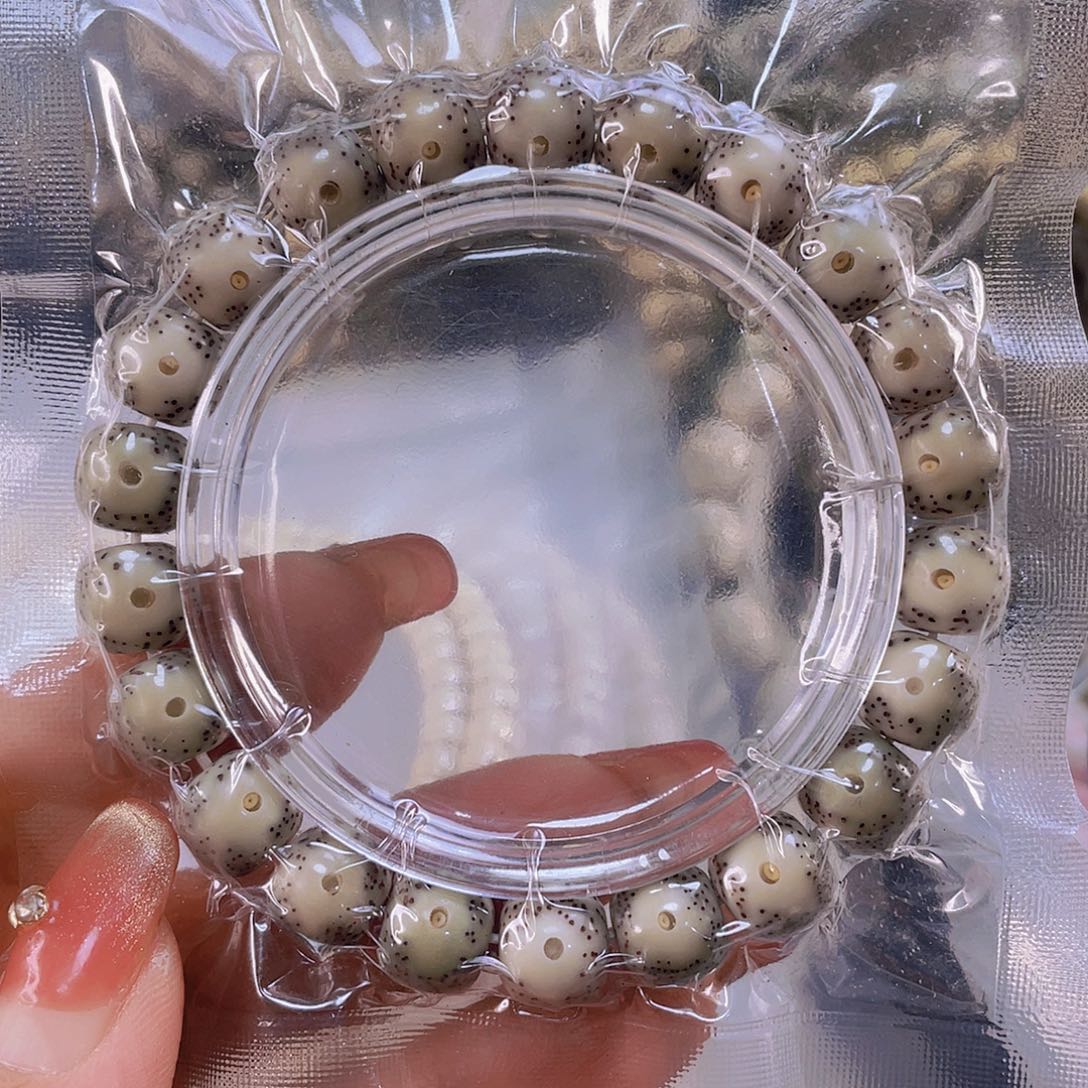 星月菩提手串石玉料冰糖大眼睛尺寸10.9