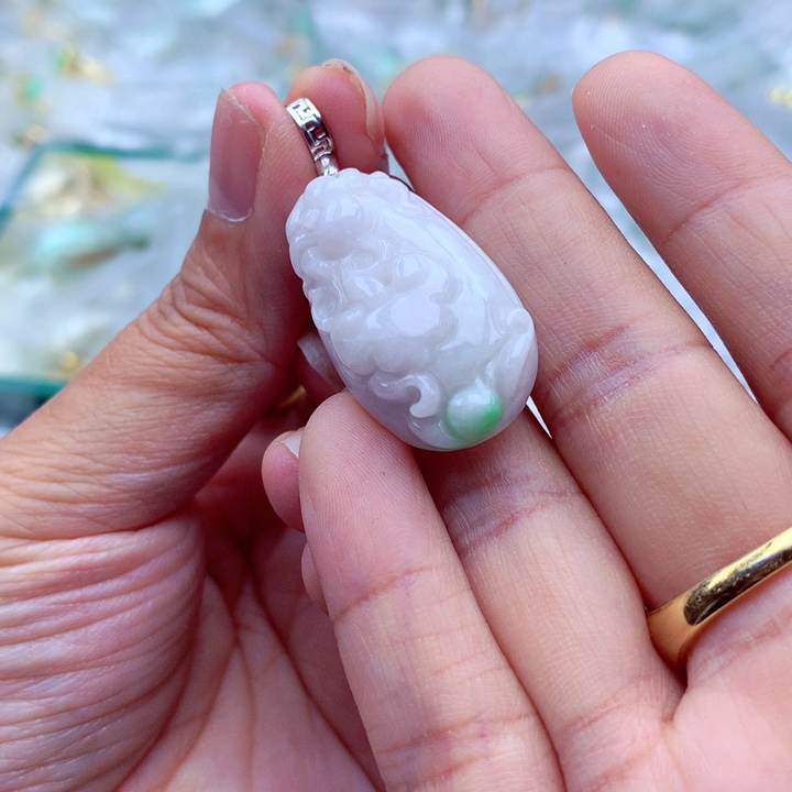 翡翠颈饰银S925镶嵌翡翠