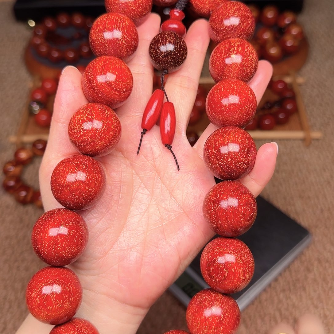 檀香紫檀（小叶紫檀）2.5手红