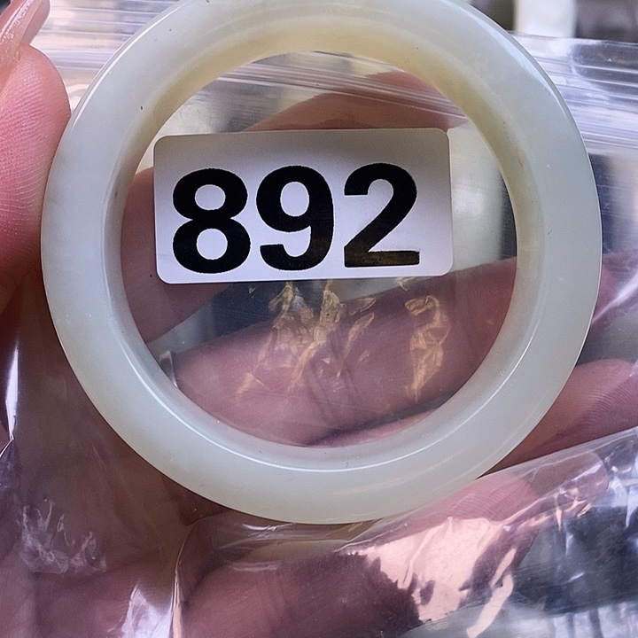 梅***子蛇纹石玉未镶嵌手镯