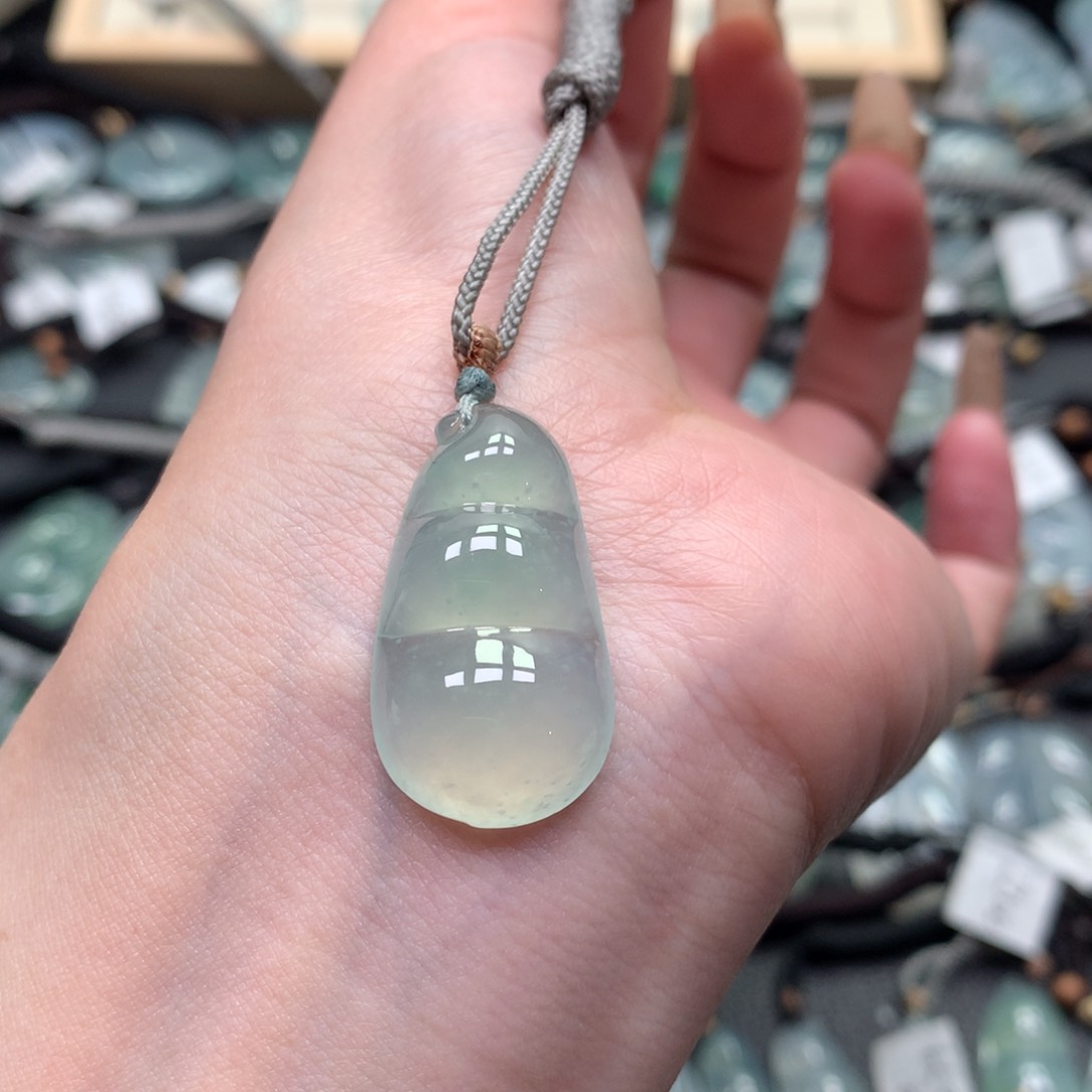 翡翠颈饰未镶嵌00000000000000