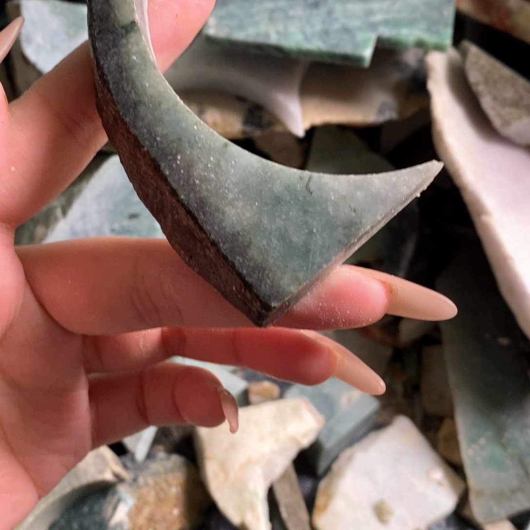 颈饰未镶嵌翡翠天然翡翠