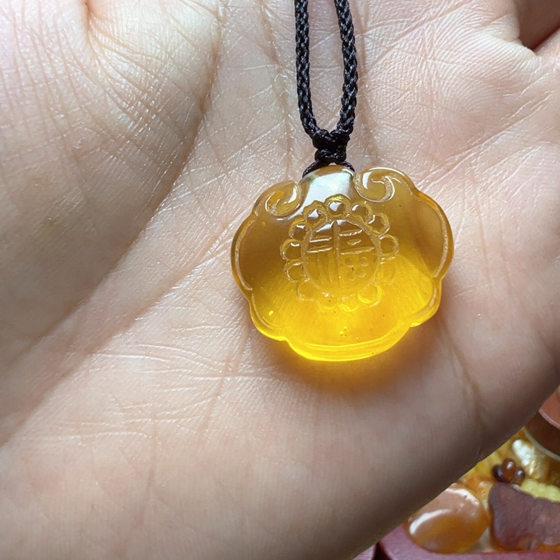 琥珀吊坠(不含链)未镶嵌