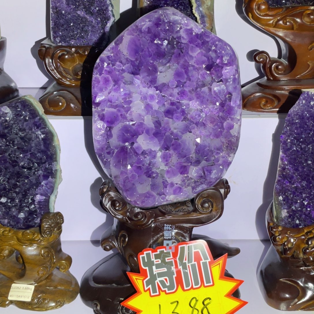 乌拉圭紫水晶摆件