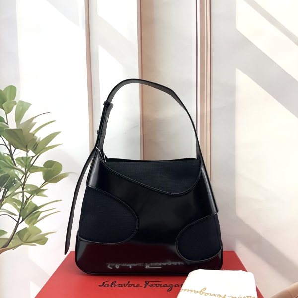 95新/菲拉格慕/包包/市场价16000/250611YX0034