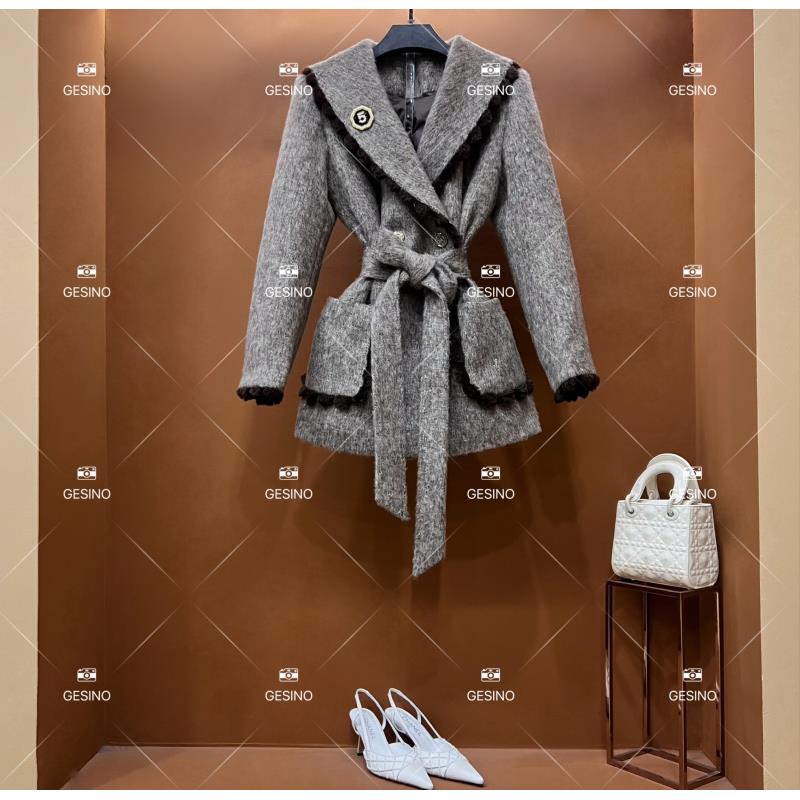 【露露】秋冬气质小香风时尚设计师中长款外套 QD-2025581