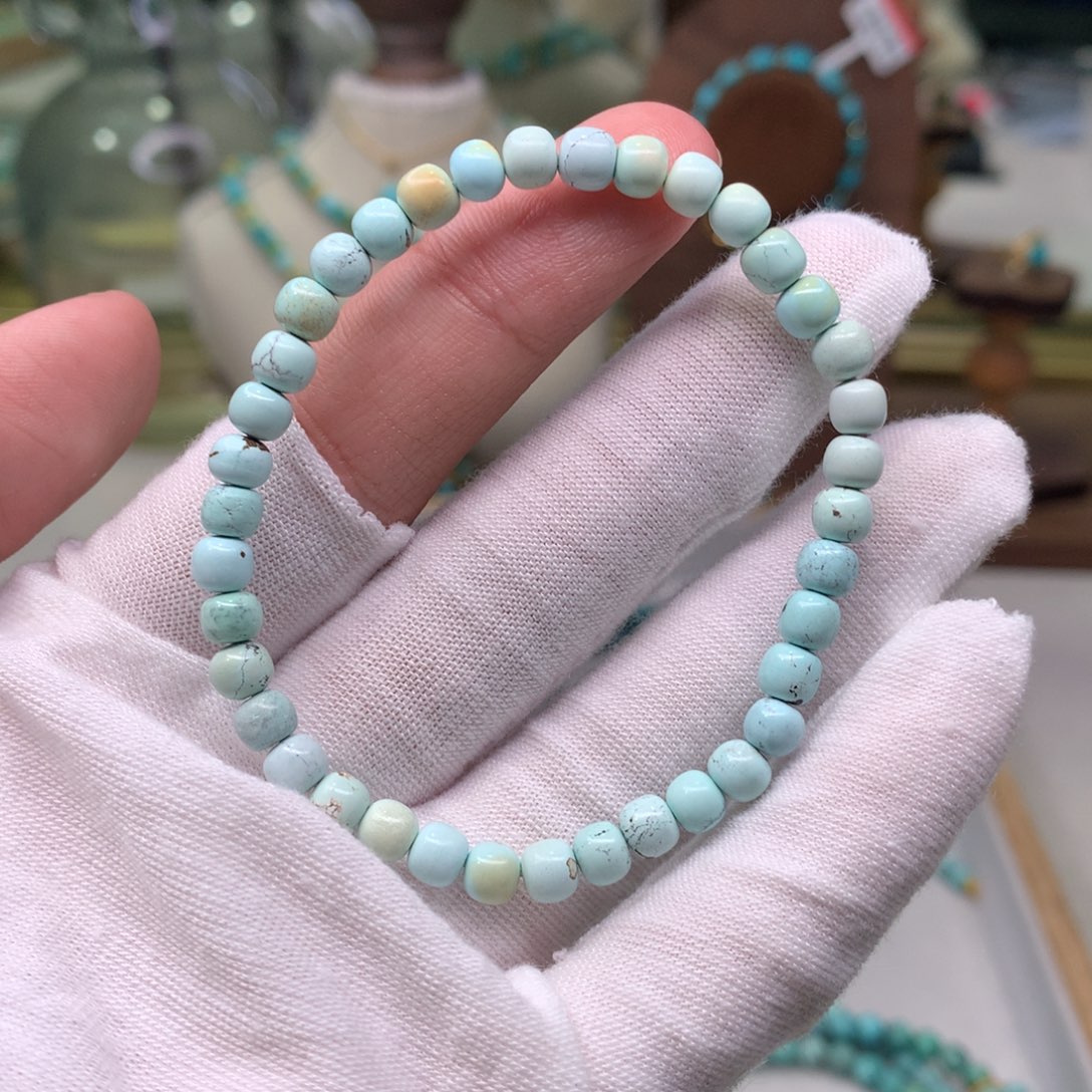 绿松石配饰未镶嵌