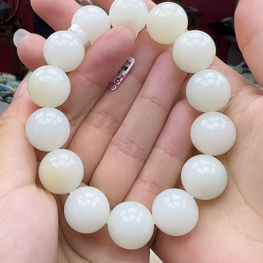 未镶嵌和田玉手链