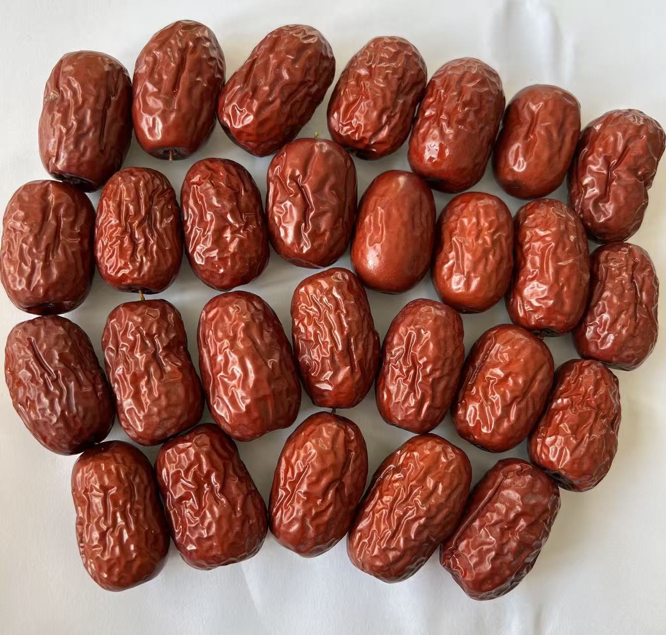  新疆灰枣 ，不水洗不加工，枣地直发【2025年新灰枣】 