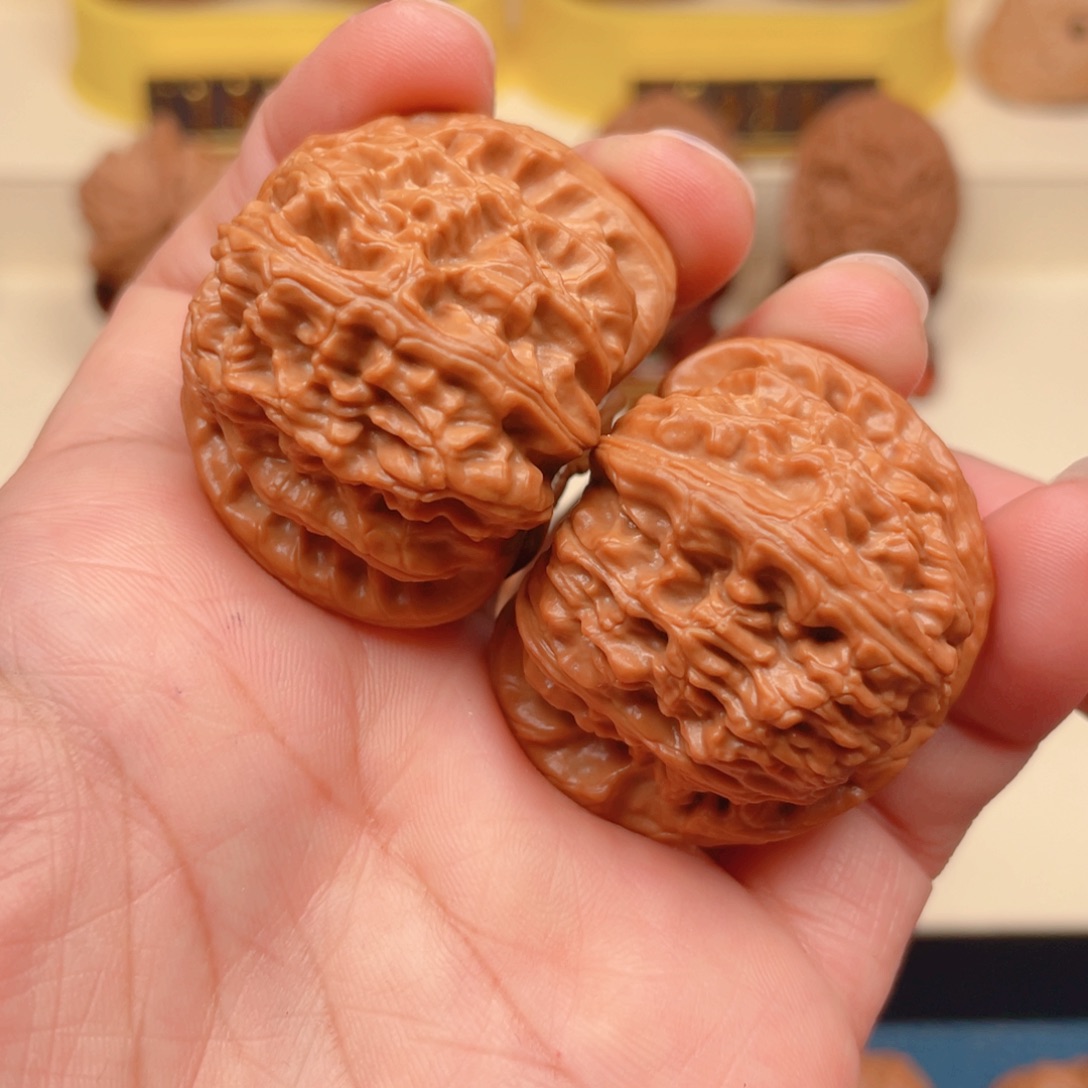 文玩核桃把件白狮子40