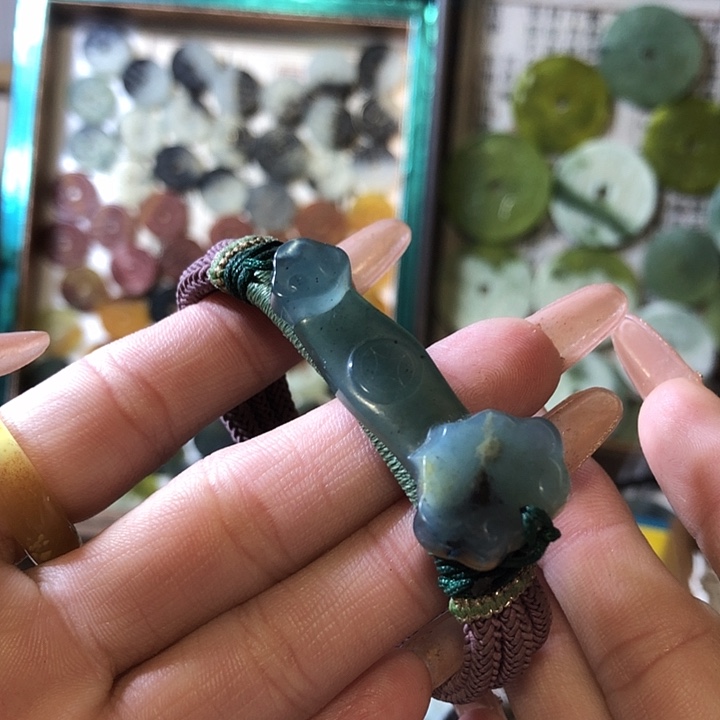 岫玉岫玉手牌未镶嵌