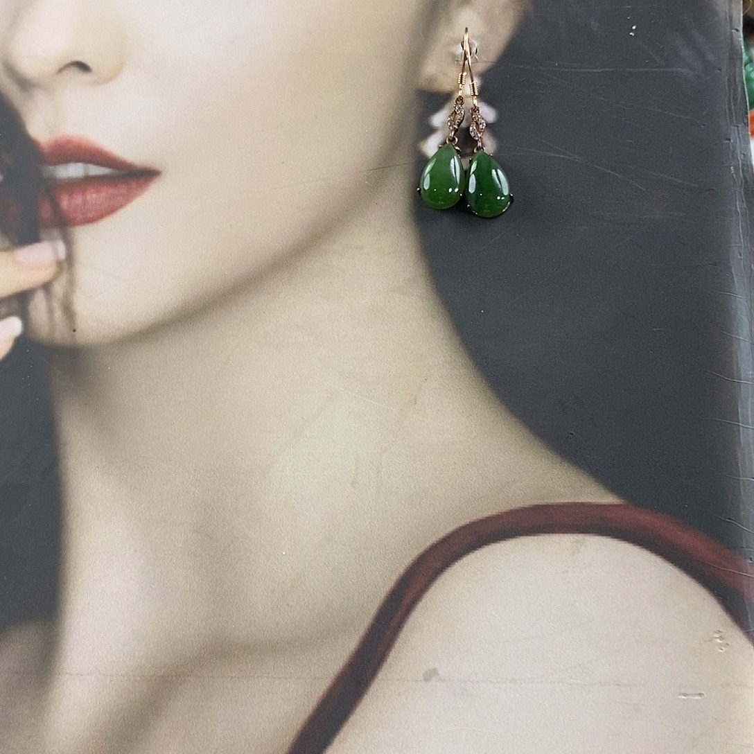 和田玉银S925镶嵌耳饰水滴款