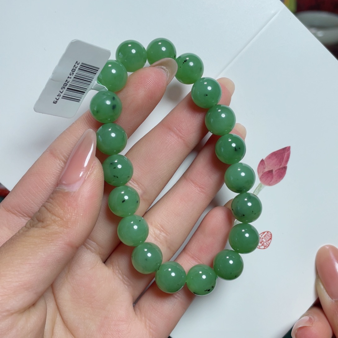 未镶嵌和田玉手链