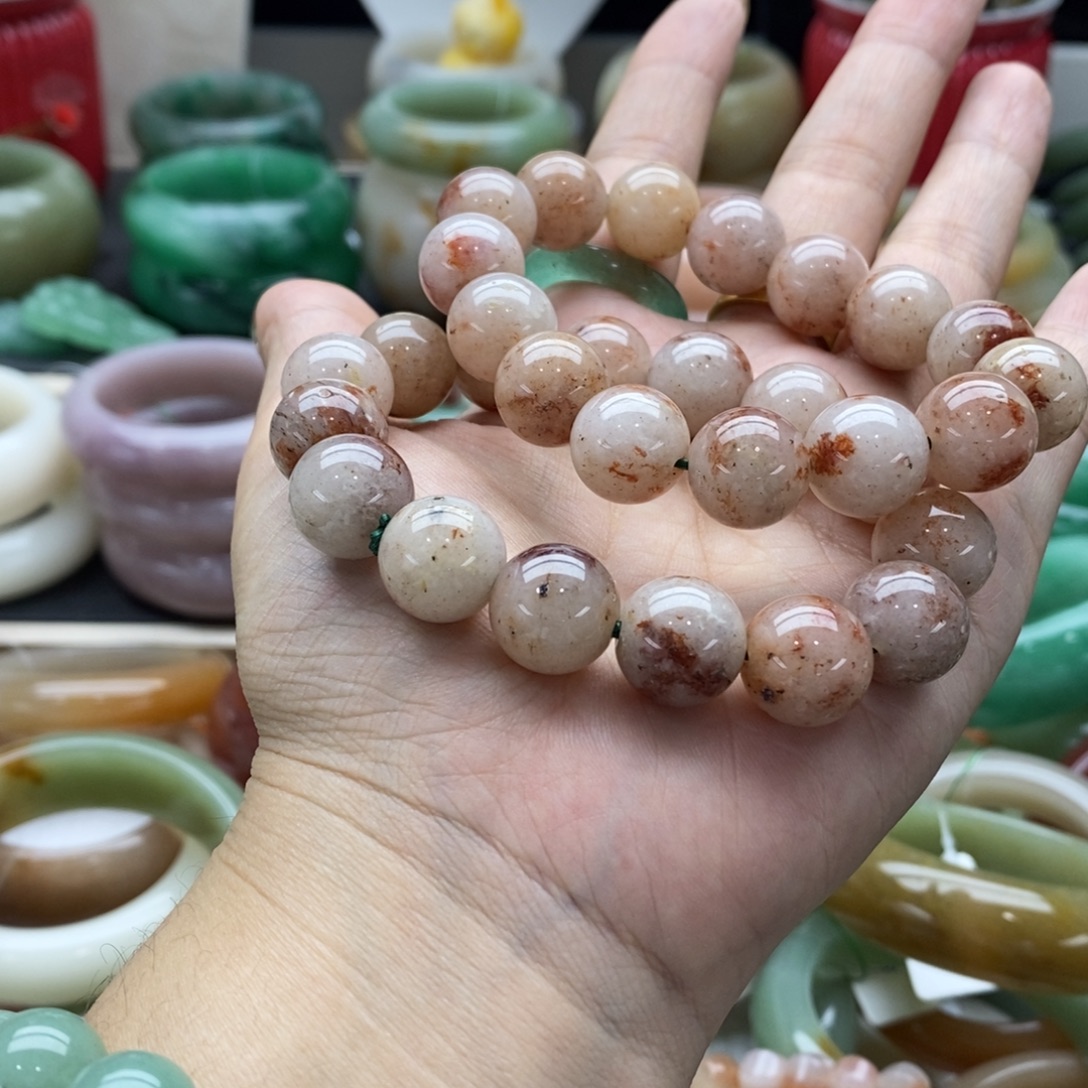 石英岩玉未镶嵌手镯