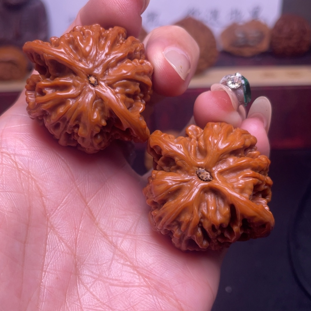 膳***饭桃核吊坠盘龙纹福利