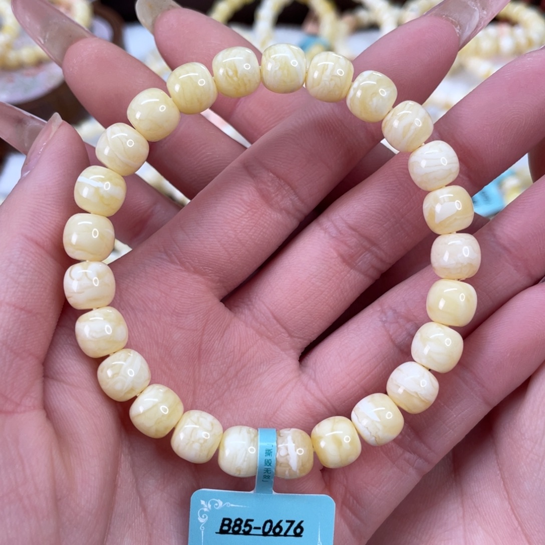 蜜蜡未镶嵌手串8.5mm 瓷白纯蜡细纹千层雪妖花