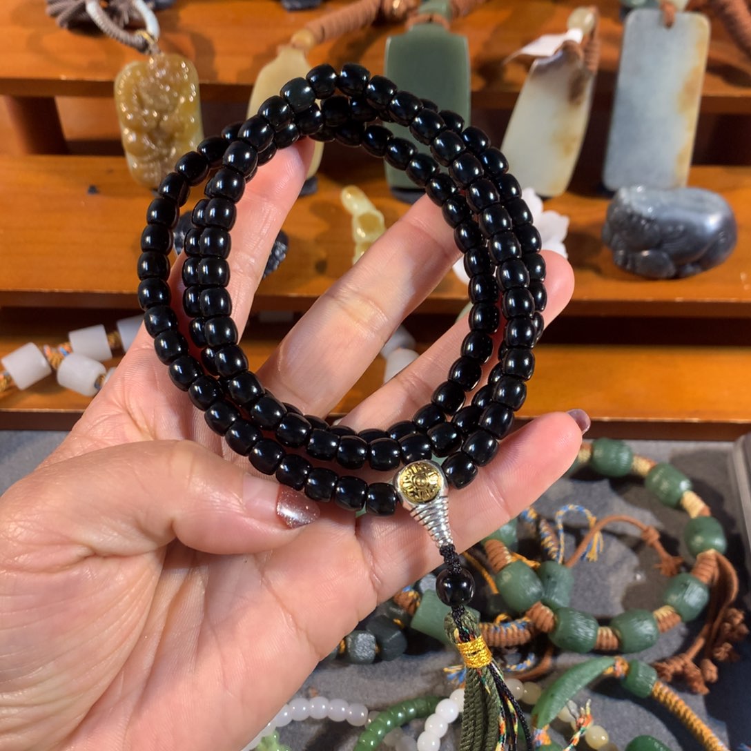 和田玉（糖玉）颈饰未镶嵌@****?