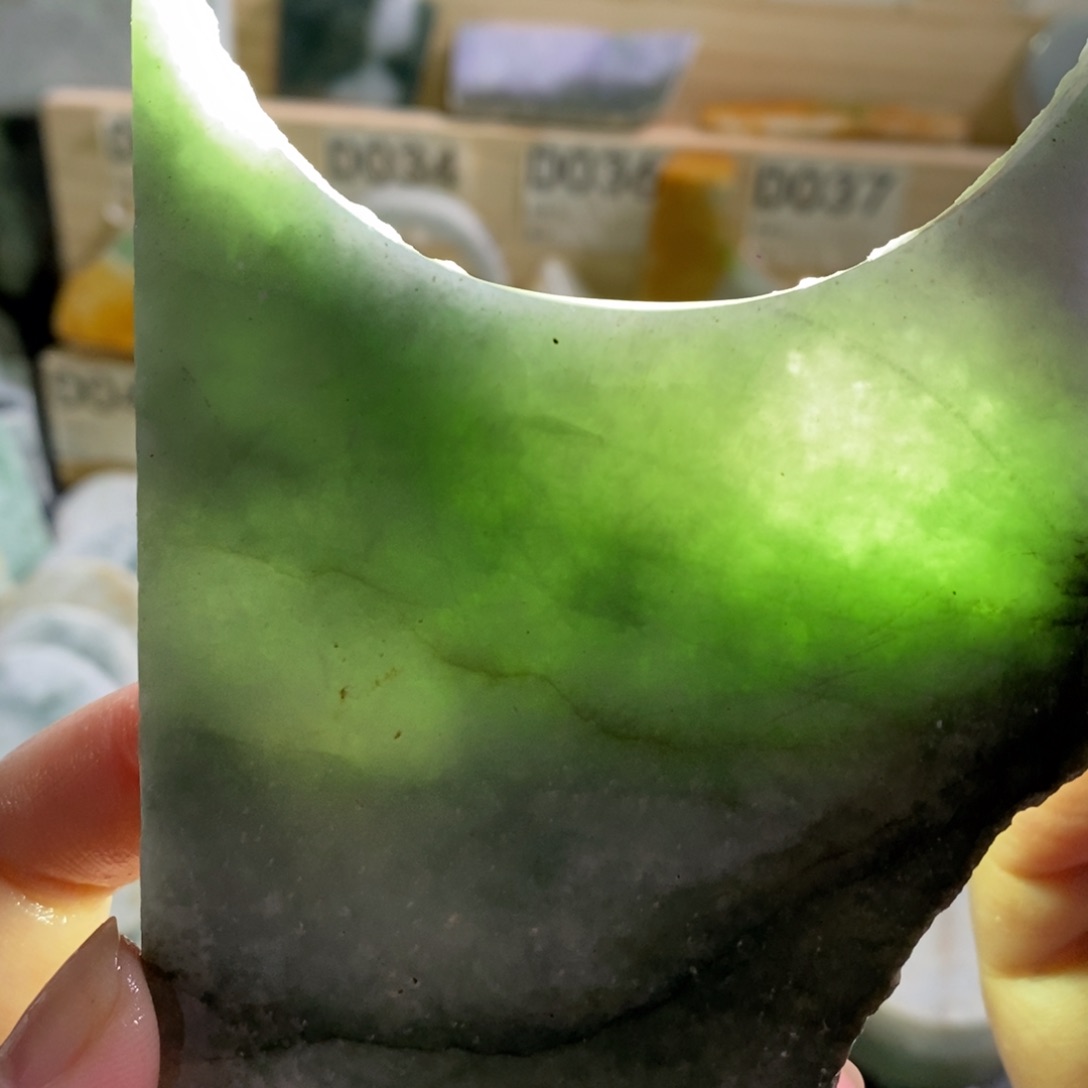 颈饰未镶嵌翡翠天然翡翠