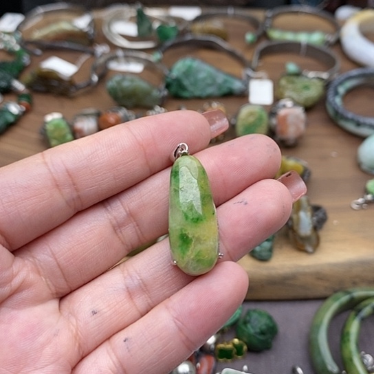 翡翠银S925镶嵌颈饰016