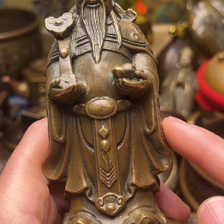 精美铜器批发档口