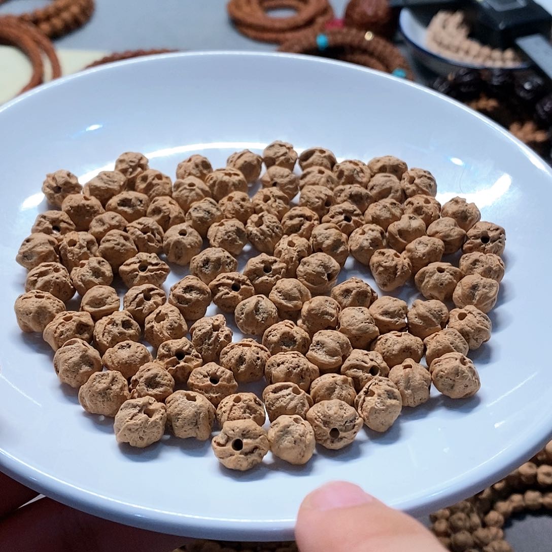 柏香籽/百香籽吊坠天****雅