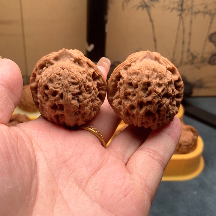 文玩核桃吊坠大团圆