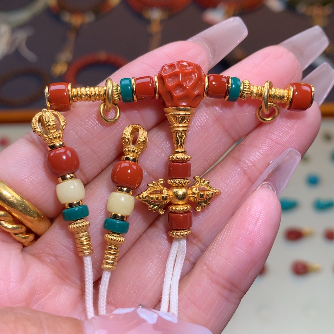 南红玛瑙未镶嵌颈饰