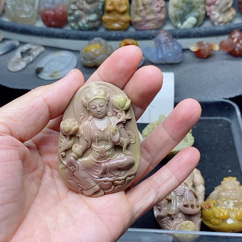 【闪购商品】定制石英质玉吊坠未镶嵌