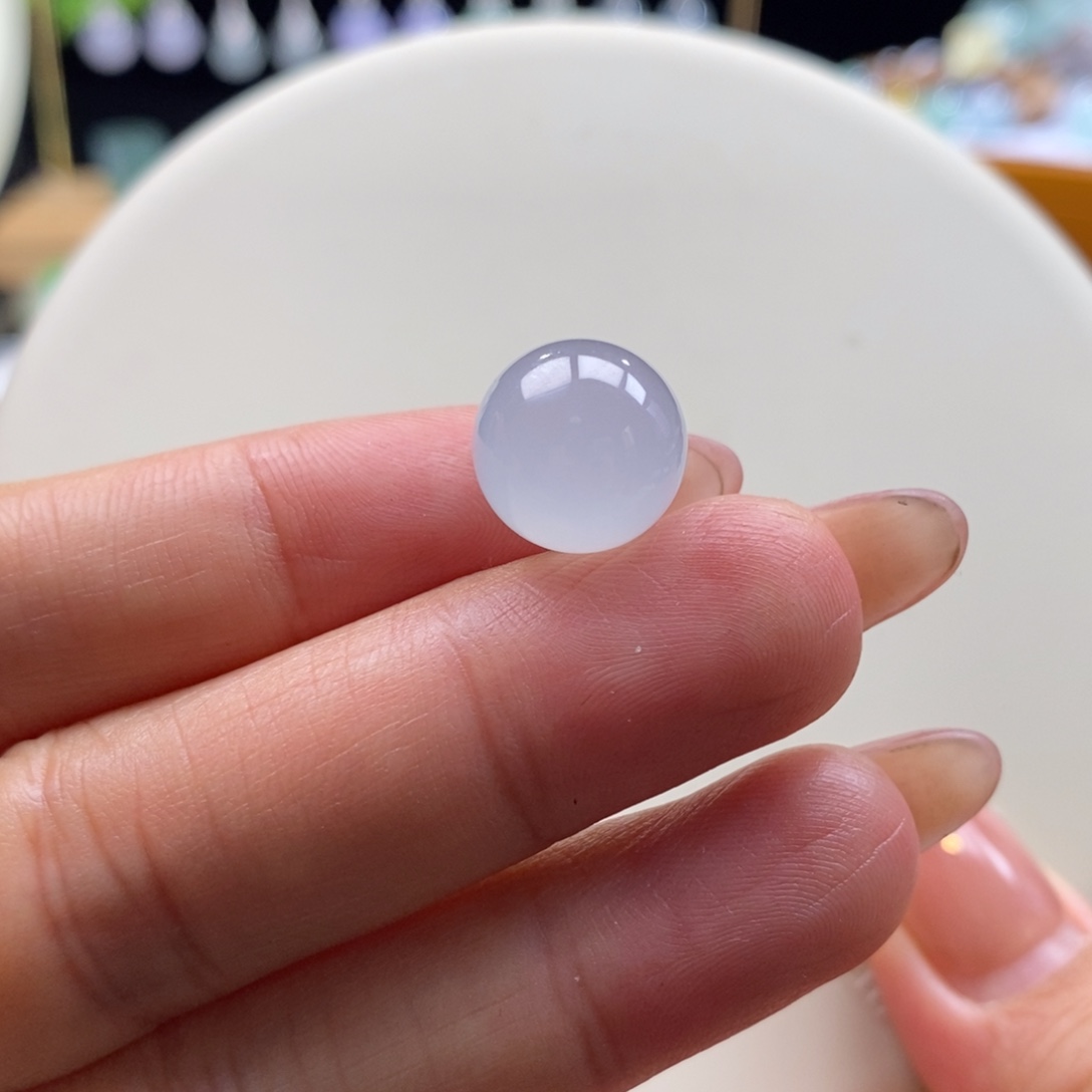 翡翠吊坠(不含链)未镶嵌翡翠天空蓝珠卡12.7m