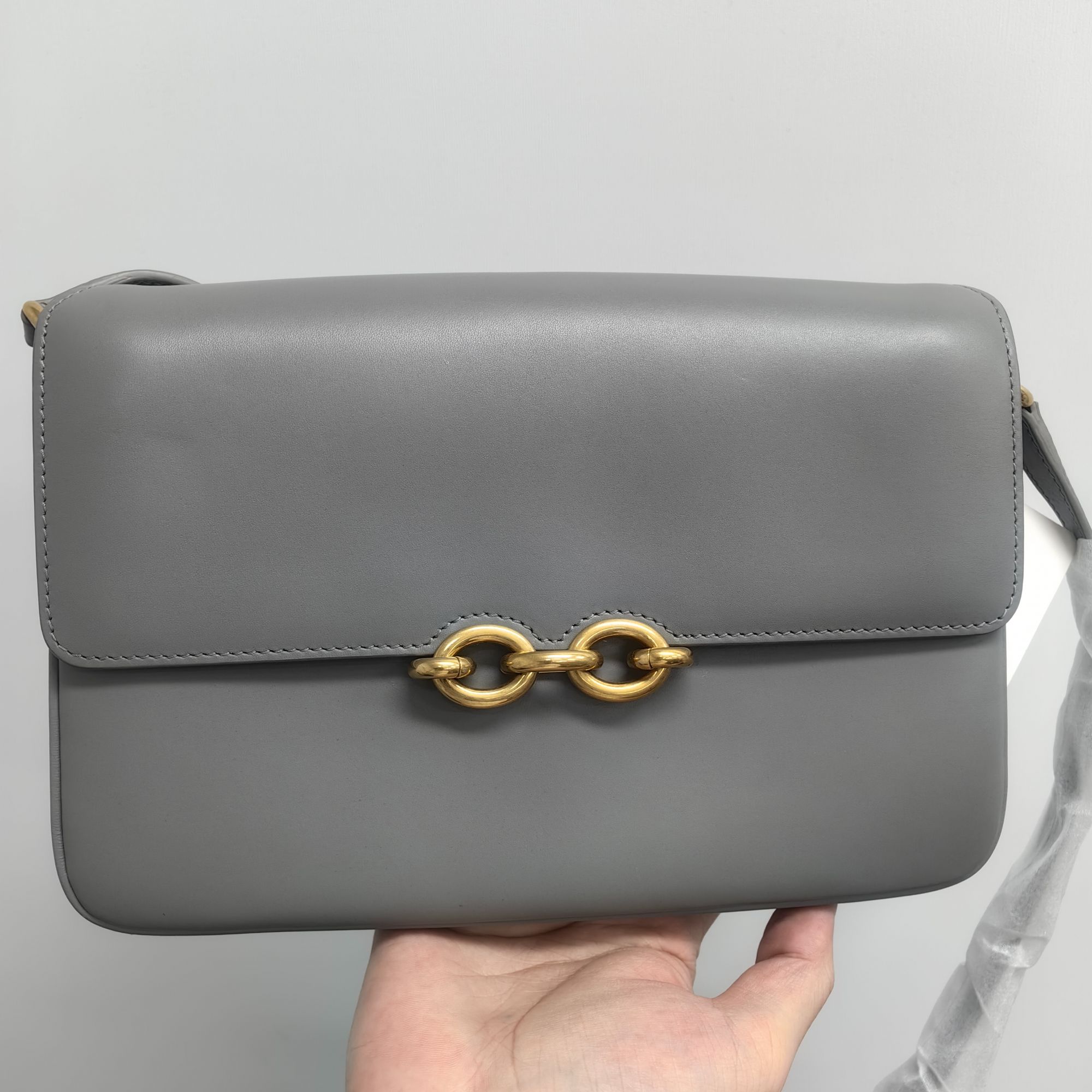 95新 YSL/圣罗兰 单肩斜挎包灰色/DS047941