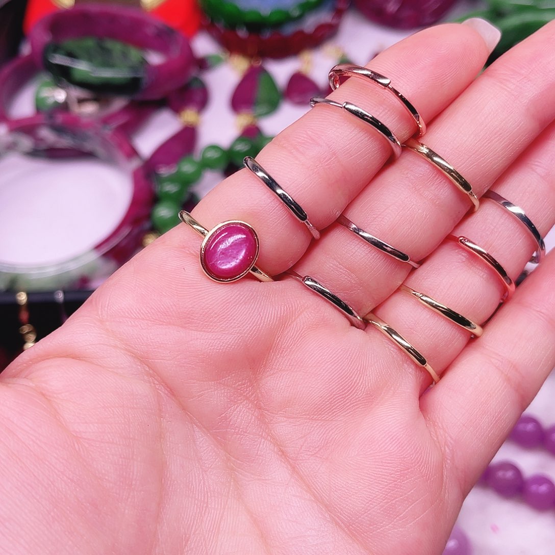 飘***影银S925镶嵌戒指红宝石