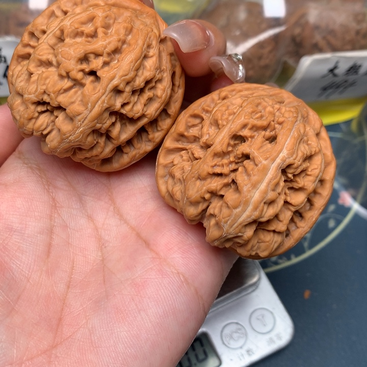 文玩核桃把件46-15177-8