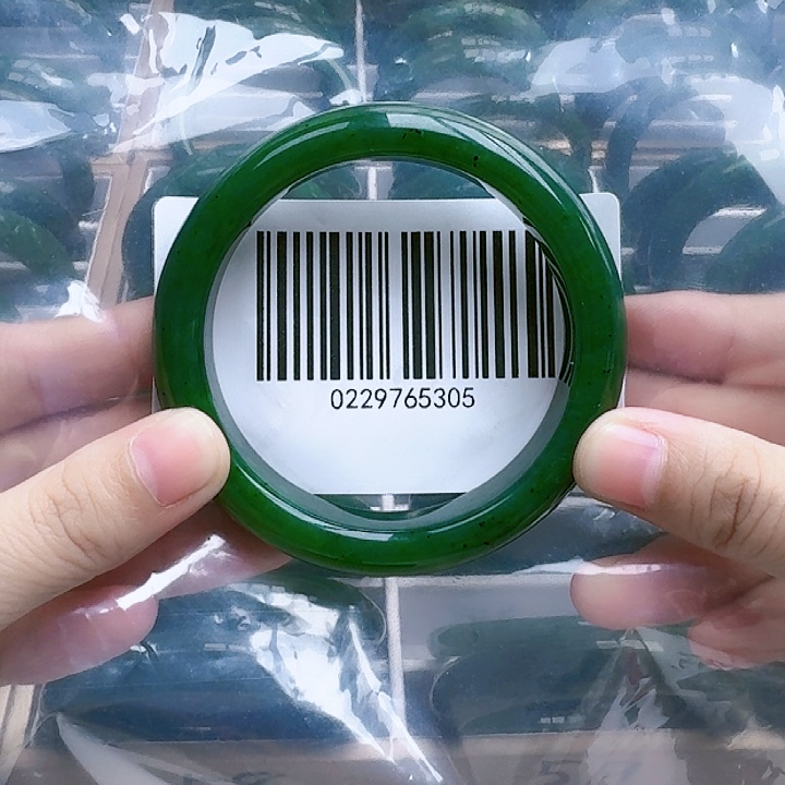 和田玉（碧玉）手镯未镶嵌58微瑕