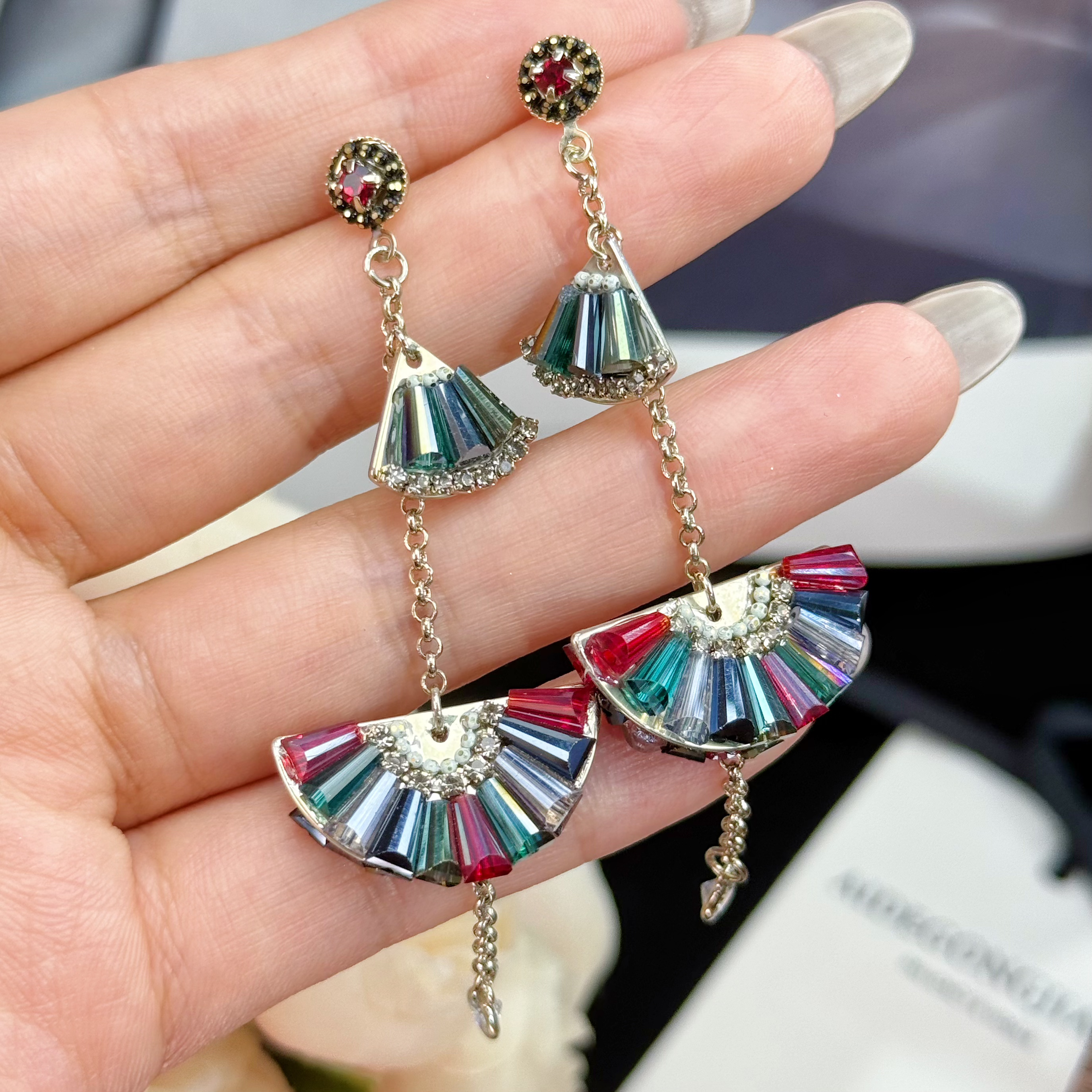 铜合金耳饰 A306 复古轻法式气质优雅女神时尚简约流苏耳环长款